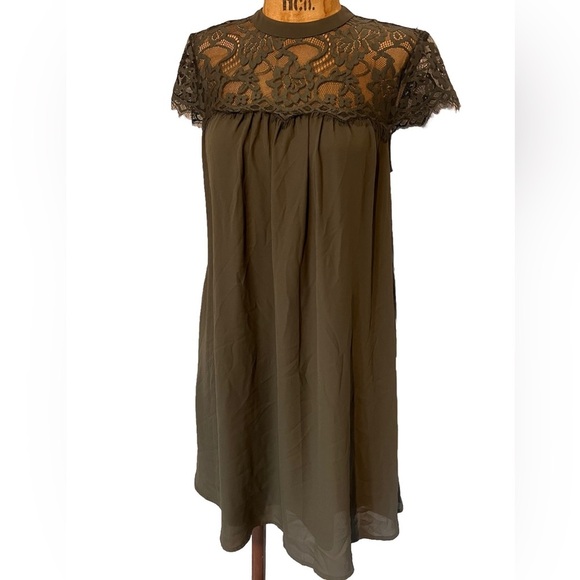 Decree Dresses & Skirts - NWOT Decree Green Lace Cap Sleeve Babydoll Dress M